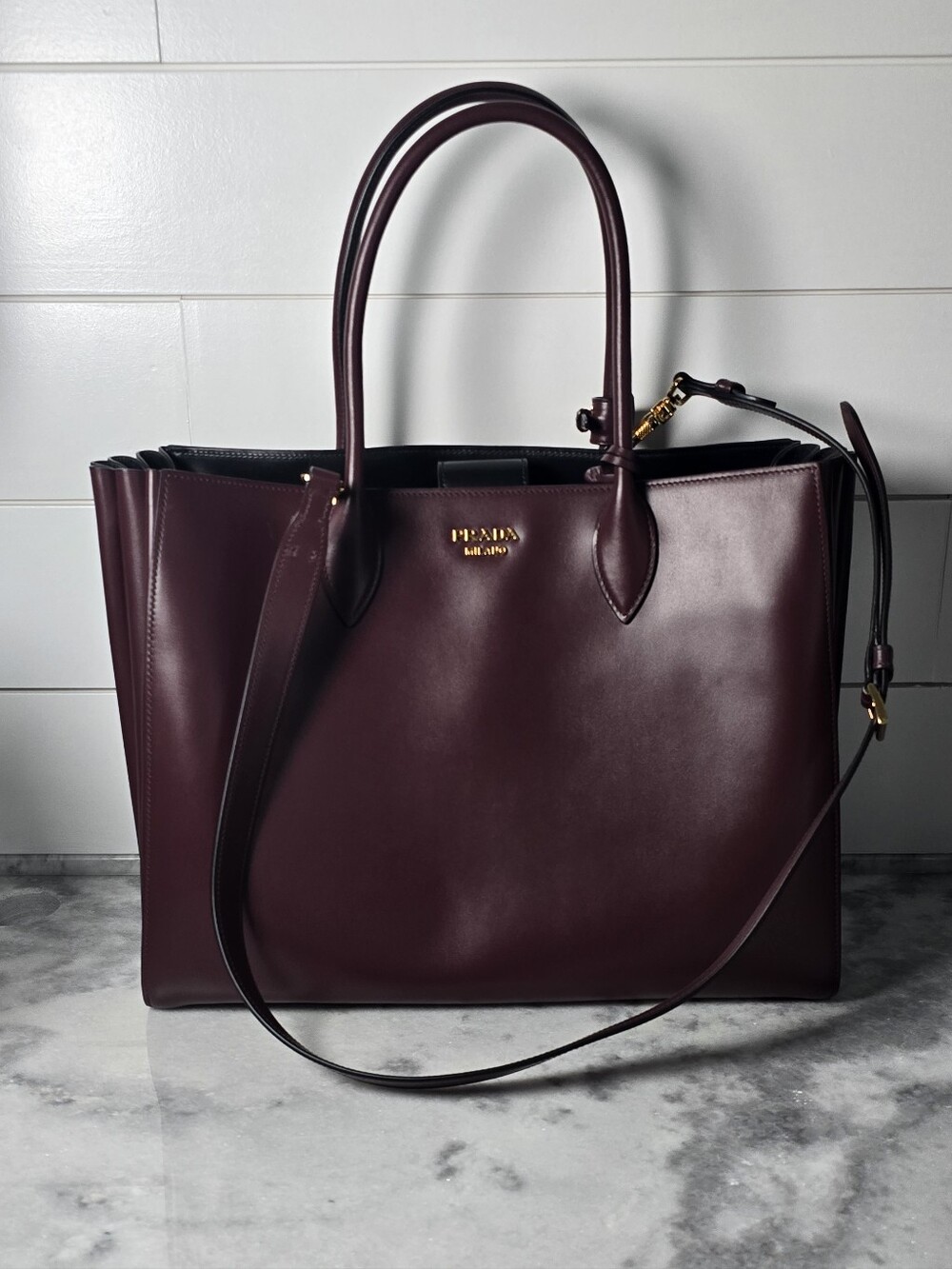 Prada Burgundy Leather Tote Bag with Shoulder Strap AMAZING Has Dust Bag